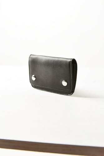 Neu mit Etikett Urban Outfitters schwarze Monica Geldbörse mit Druckknopf/schwarz - Bild 1 von 12