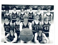1973 LARRY BIRD SPRINGS VALLEY H.S. BOSTON CELTICS DESK SIZE 5X7 TEAM PHOTO NBA