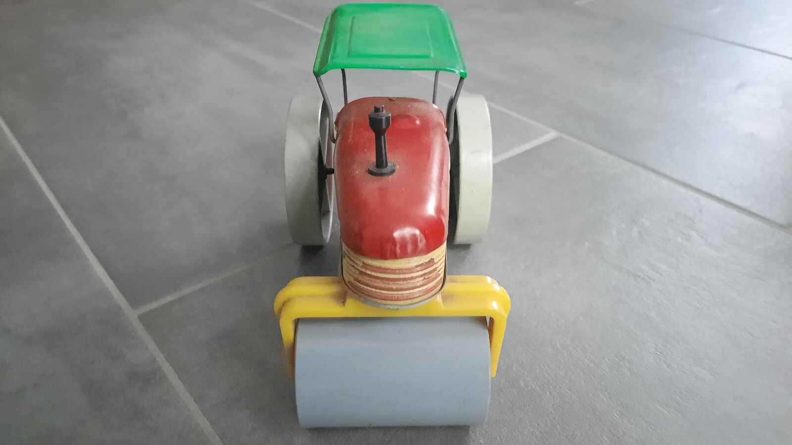 Straßenwalze Spielzeug 24,5cm - Mit Licht & Sound Für Kinder Ab 5