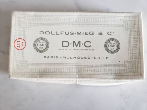 Vintage Box of 11 green shades # 125 DMC Stranded Embroidery Mouline Special - Picture 4 of 5