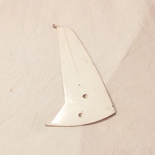 その他 fin White Vertical Stabilizing Fin 170X95Mm 2 Holes 3Mm Modeling