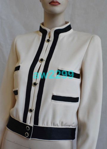CHANEL 02P NEW MOST WANTED VINTAGE RUNWAY CROP TWEED JACKET CC LOGO IVORY 42 NEW - Picture 8 of 12