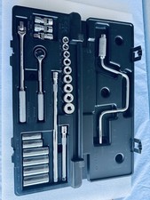 Sk Tools 23 Piece Sae 38drive 12pt General Service Set Wsnap Latch Case94523