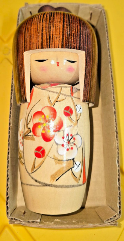 5.5" Japanese KOKESHI Wooden Doll Geisha "DREAM OF SPRING" KOJO TANAKA