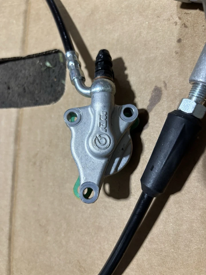 Conjunto completo de cilindro maestro esclavo embrague OEM KTM 79232061044 79202030044 Foto 2 de 4