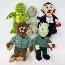 NWT Universal Studios Stuffins Monster Plush Set of 5 Vintage 1999 CVS