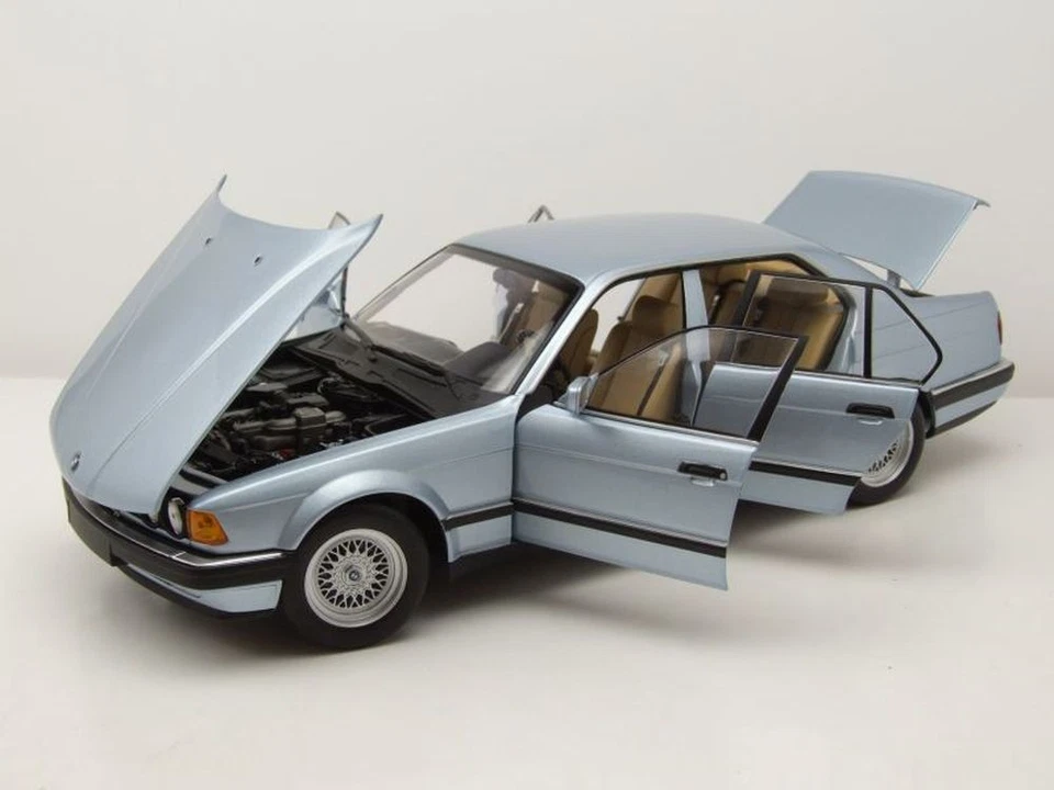 BMW 7 Serie 730I E32 1986 Blu Chiaro Metallizzato Modellino 1:18 Minichamps - Immagine 4 di 4