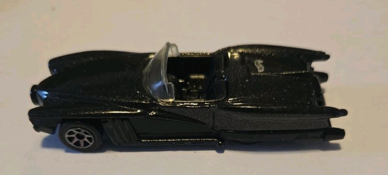 1995 Hot Wheels Dark Rider Series II, Street Beast Studebaker Bullet-Nose ~ #401