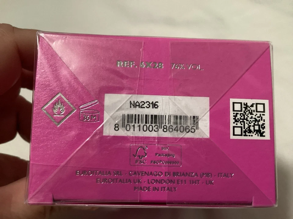 MOSCHINO TOY 2 CHICLETES por Moschino Eau de Toilette spray 1 oz NOVO - Imagem 3 de 3