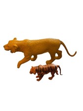 VTG Tiger Lion Figurines Plastic Wild Animal Toy Collectible Safari Jungle Cat
