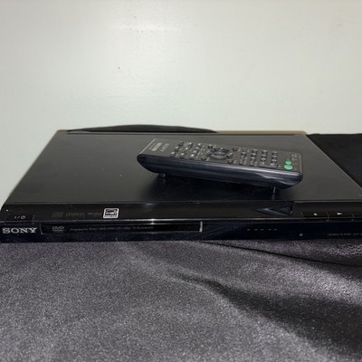 Sony DVP-SR200P   DVD/CD Player with Remote   Tested & Working