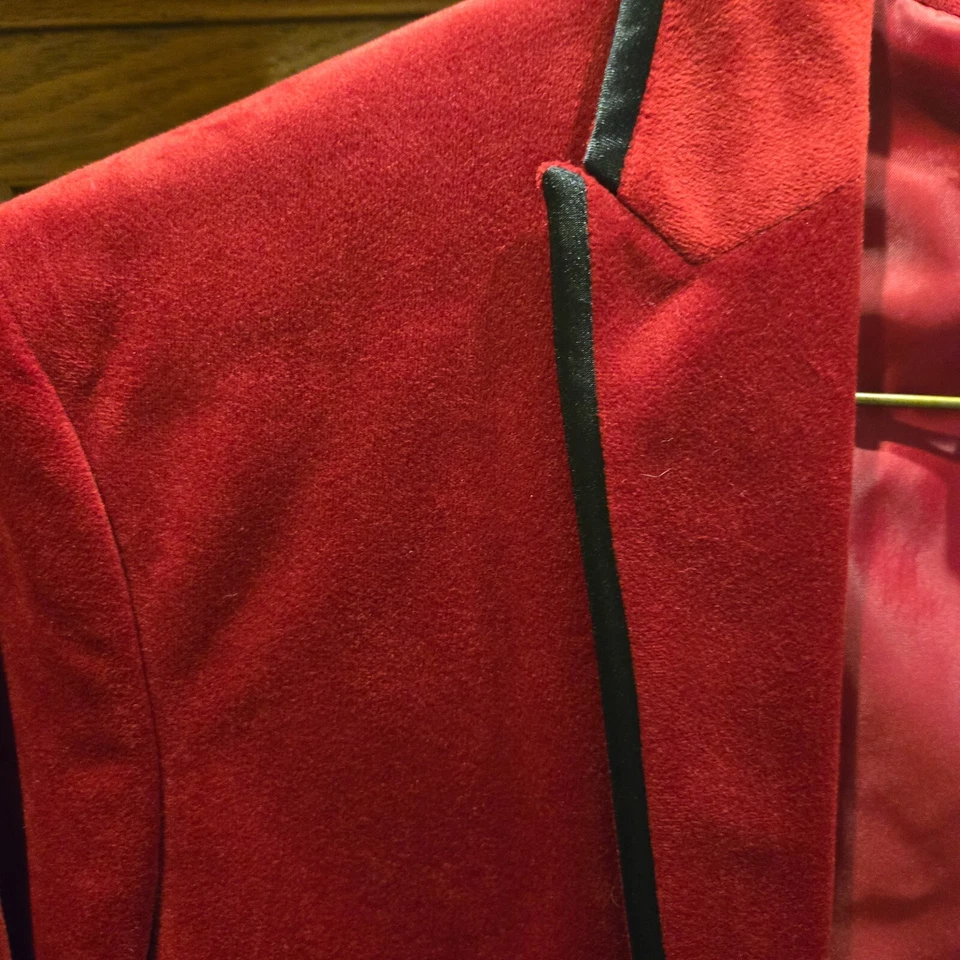 Abrigo deportivo INC International Concepts para hombre mediano rojo terciopelo blazer cena satinado Foto 2 de 4