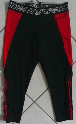 Schöne, schwarz/rote ZUMBA Leggings, Gr. L