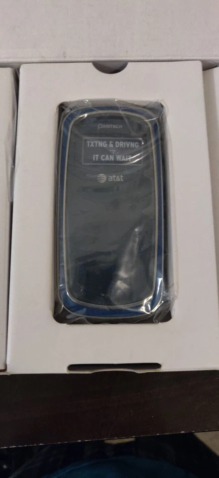 Pantech Impact P7000 - Blue (AT&T) -NEW- W/ All Parts - Image 2 of 4