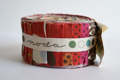 Wonderland Jelly Roll JR by MoMo for Moda Fabrics - Picture 2 of 4