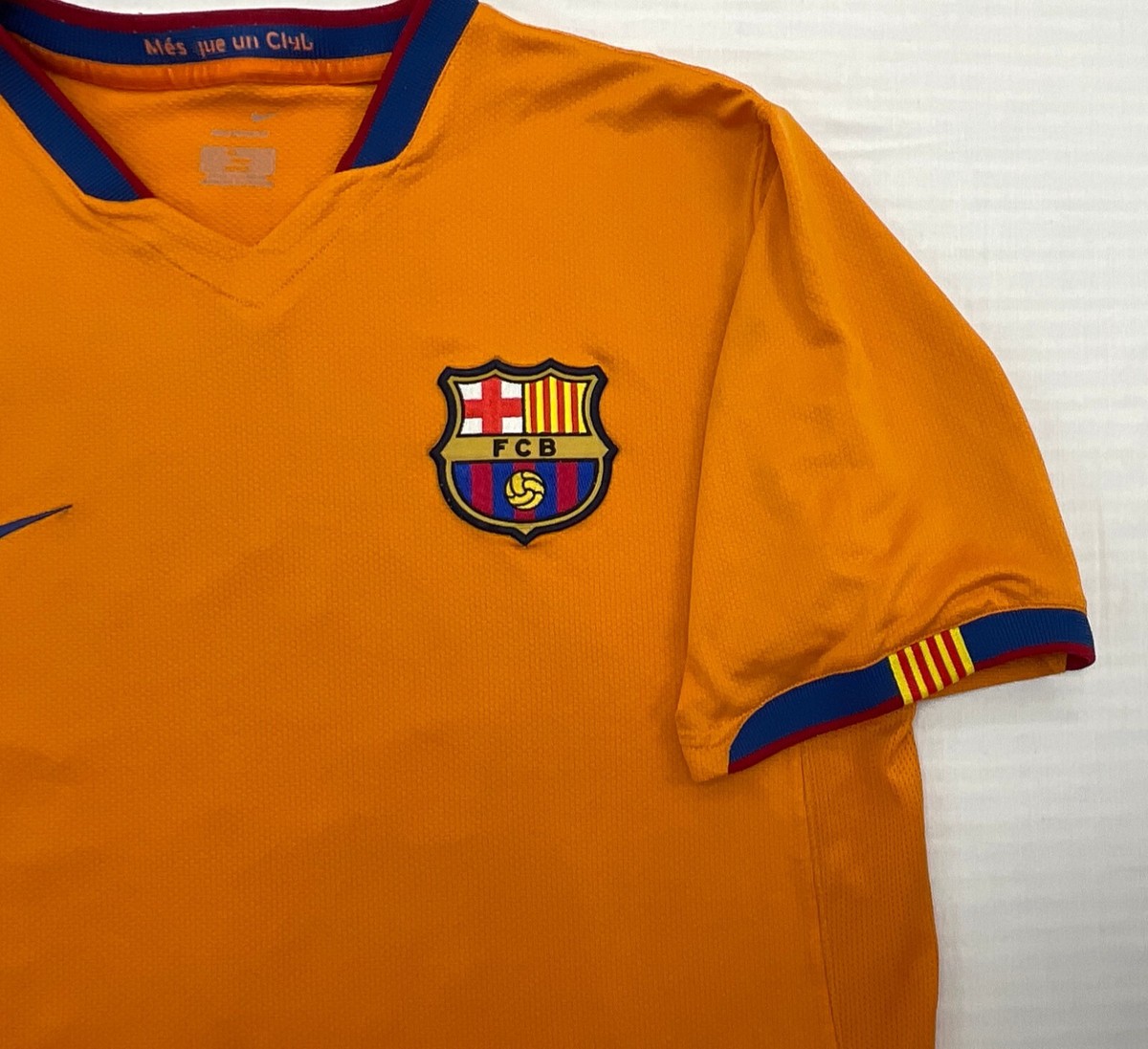 Nike RONALDINHO 10 FC Barcelona 2006/07 Away 3rd Football Shirt