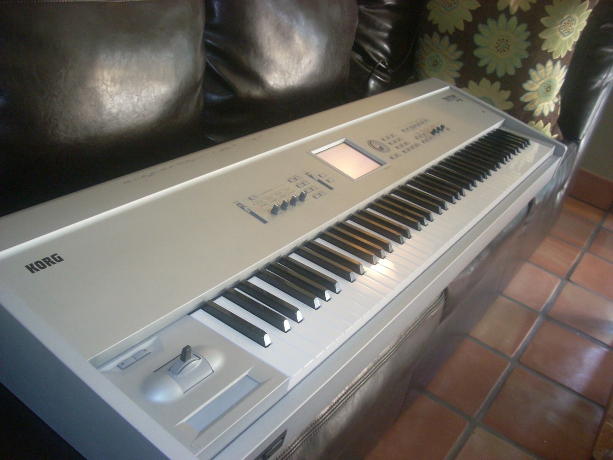 KORG TRITON pro-X 88鍵 Korg Triton Pro X 88-Key 62-Voice Polyphonic Workstation