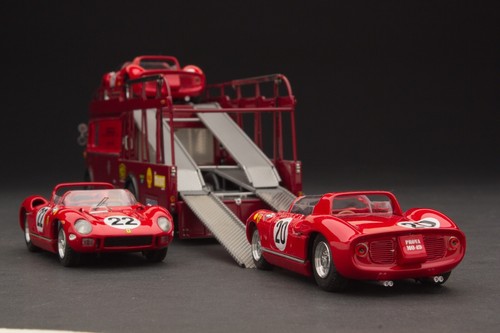 Exoto 43 | SPECIAL GIFT SET | Scuderia Ferrari at Le Mans 1965 | # EXO00034GS2 - Picture 4 of 12