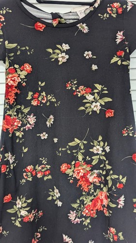 BTWEEN Size 8 Women's Blouse Tshirt Short Sleeve Black Floral - Picture 7 of 24