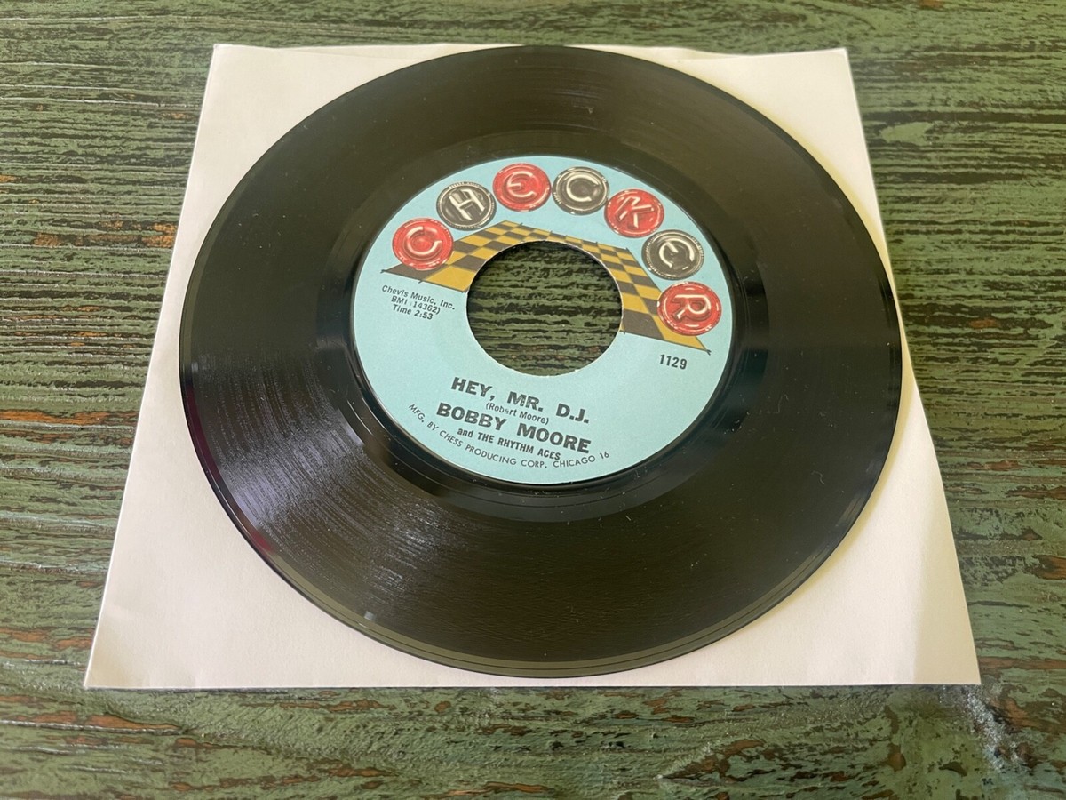 ジャマイカ7” Food-A-Rama Searching For My Lady NONE Penetration /00080 Gloria Estefan & Miami Sound Machine - Primitive Love 26491