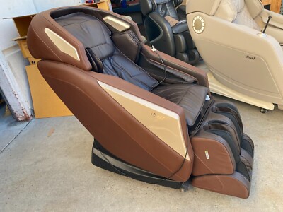Brown Osaki OS-Pro Omni Massage Chair 2-Stage Zero Gravity