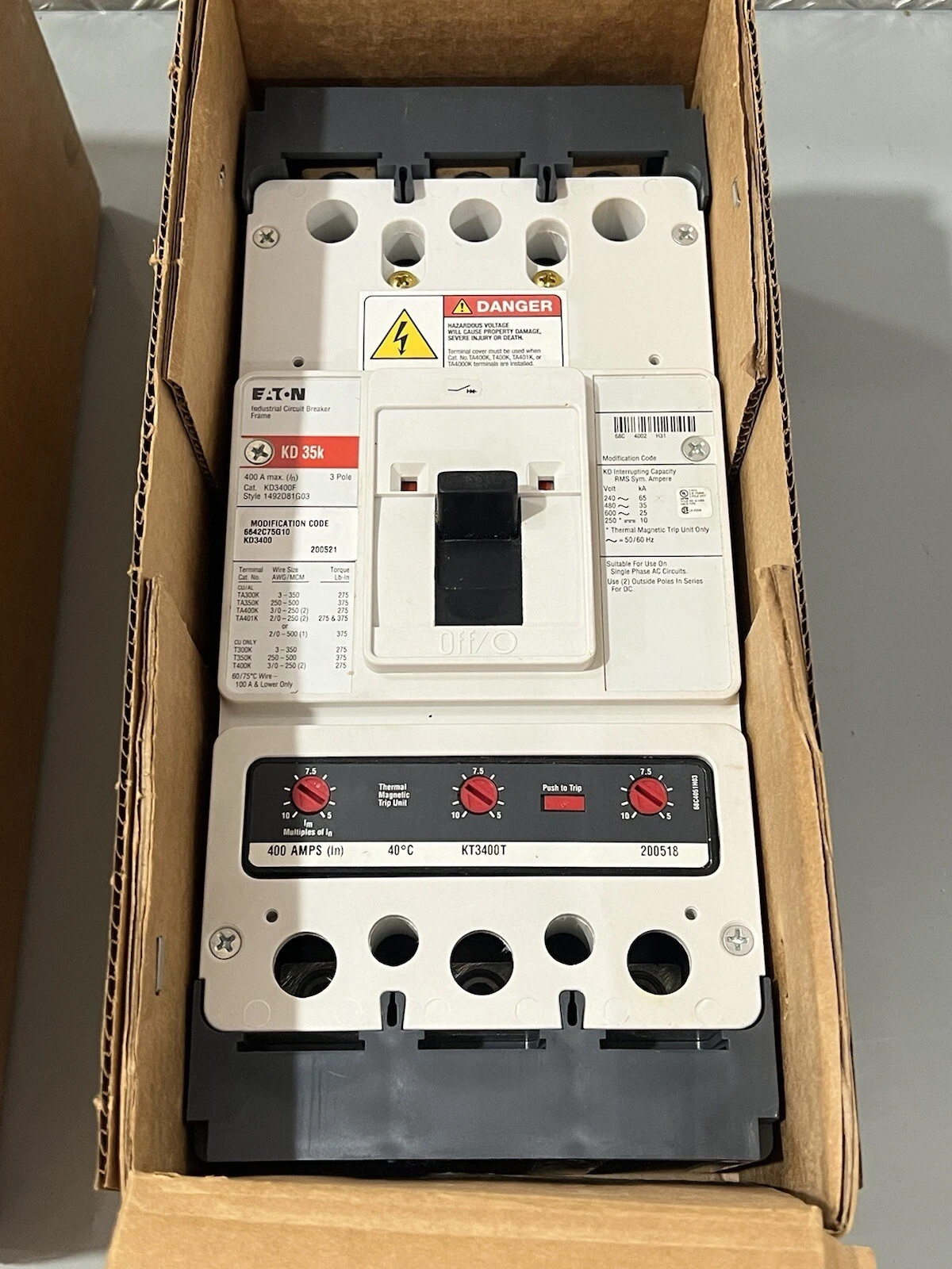 Eaton KD3400F Industrial Circuit Breaker 400 Amp 3 Pole KD35k 1492D81G03 - New 6