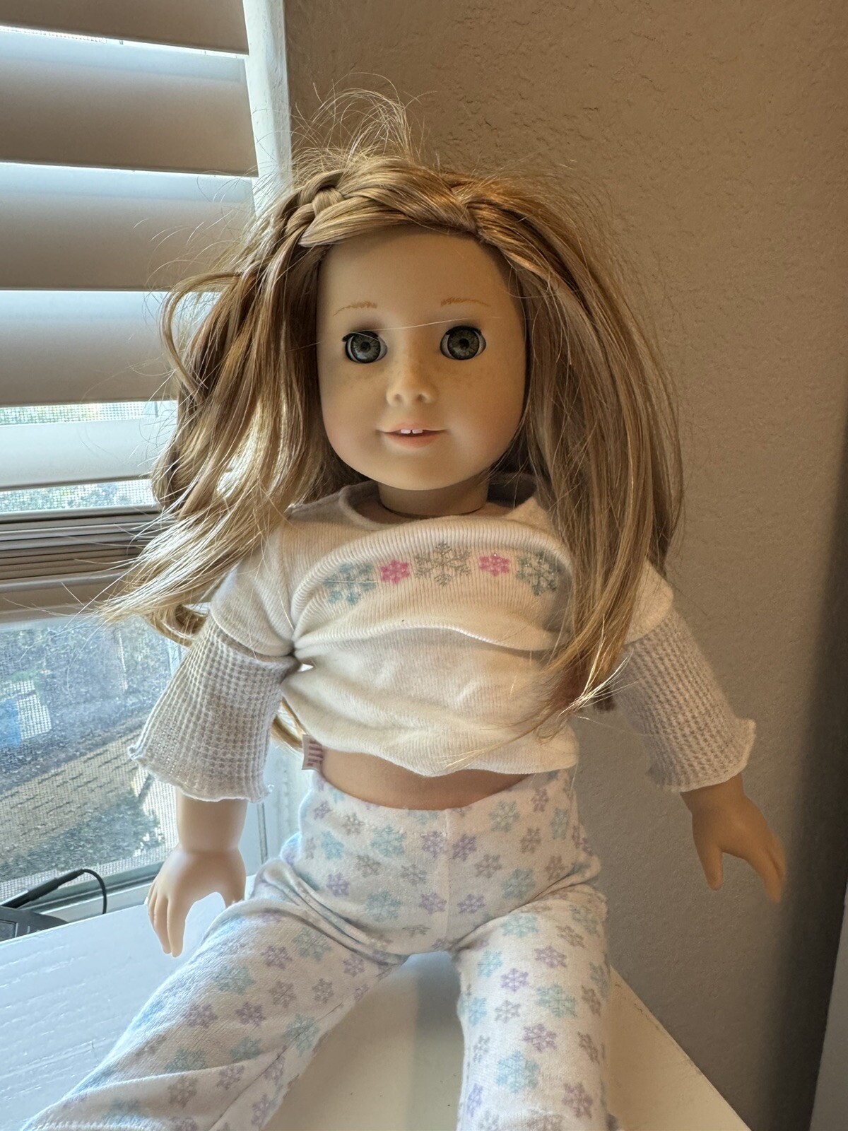 Picture 3 of 24