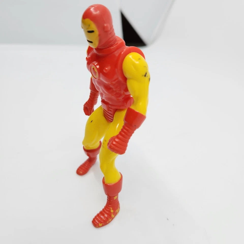 Figura de acción de colección 1984 Marvel Iron Man Secret Wars Mattel 4,25" H usada Foto 4 de 4