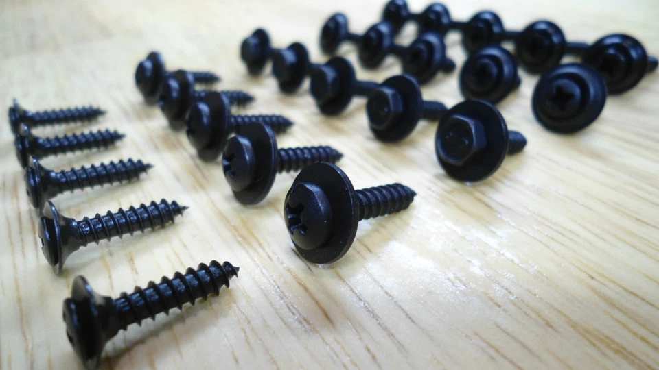 (55 piezas) ¡TORNILLOS INTR NEGROS! PARA COSECHADORA INTERNACIONAL/BRONCO/JEEP ETC (7 TIPOS) Foto 4 de 4