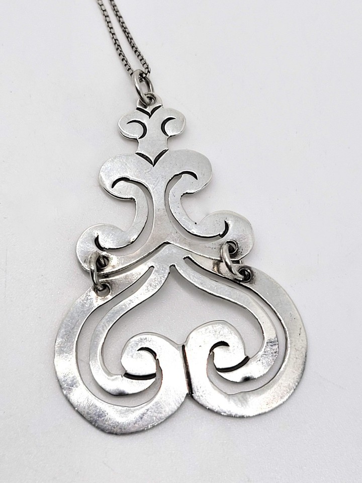 Tribal Heart Open Work Artisan handcrafted vintage sterling silver necklace