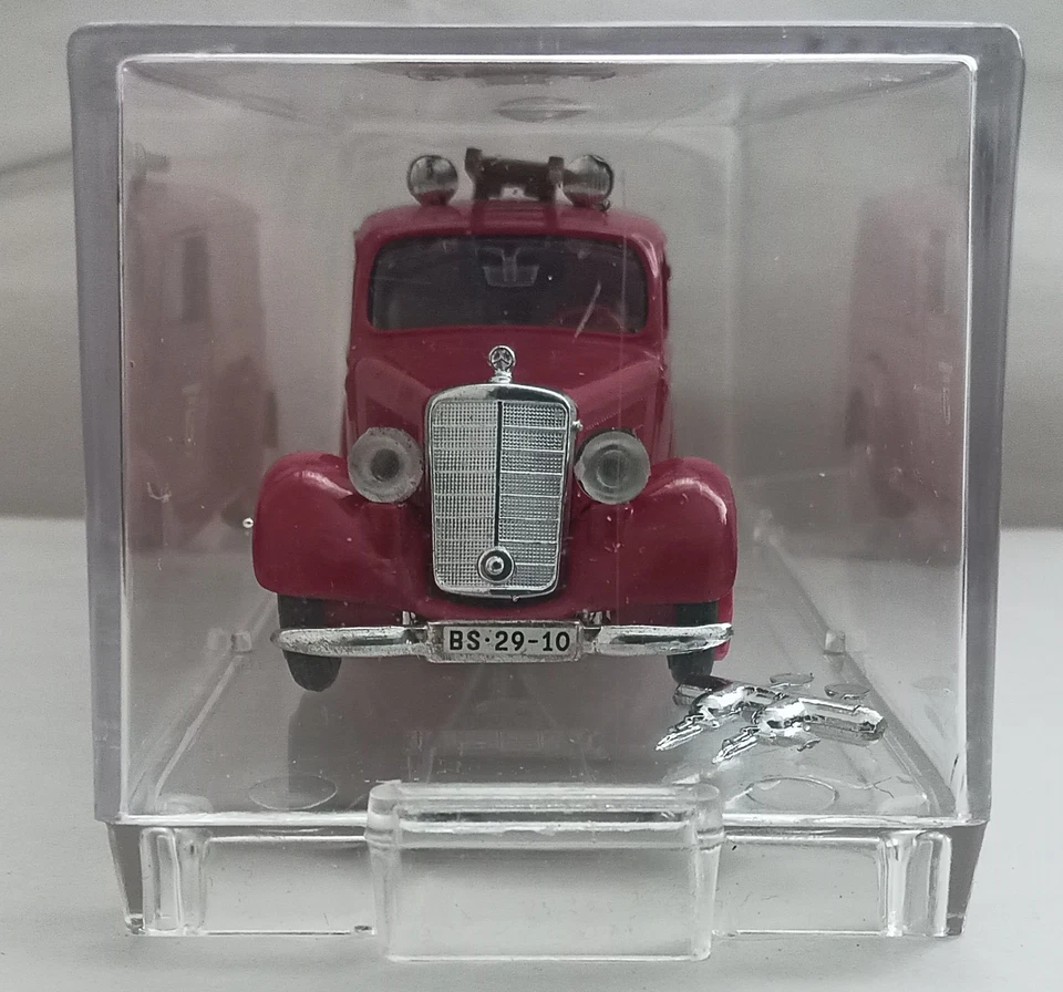 Furgoneta Vitesse Mercedes Benz 170V Bomberos Basilea Fire Services 1:43 como nueva en estuche Foto 2 de 4