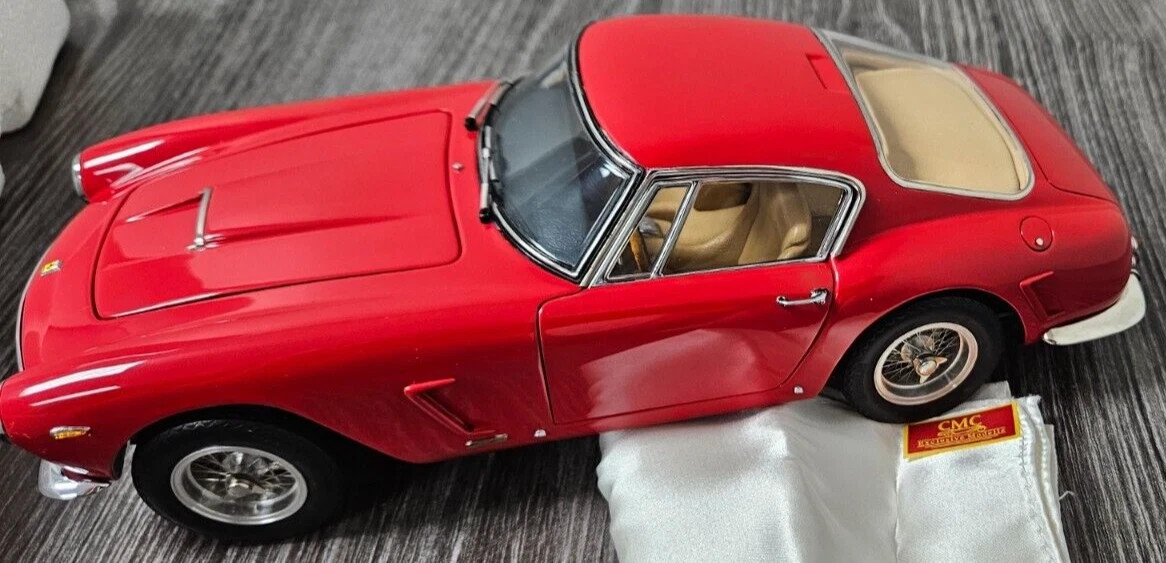 CMC Ferrari 250 GT Berlinetta Passo Corto SWB Red 1961 1:18 Scale