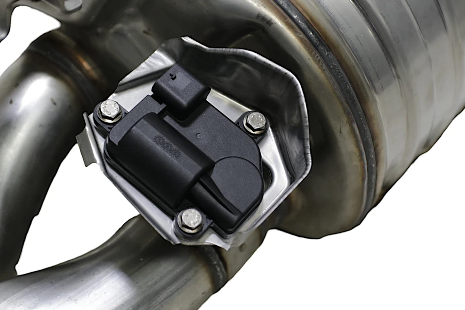 Porsche Panamera 4S Rear Left Engine Exhaust Muffler 2017 2018 2019 2020 OEM - Image 4 of 4