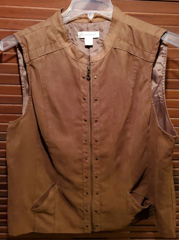 CHRISTOPHER & BANKS WOMENS VEST SIZE XL 100% POLYESTER GREAT PRE-OWNED CONDITION