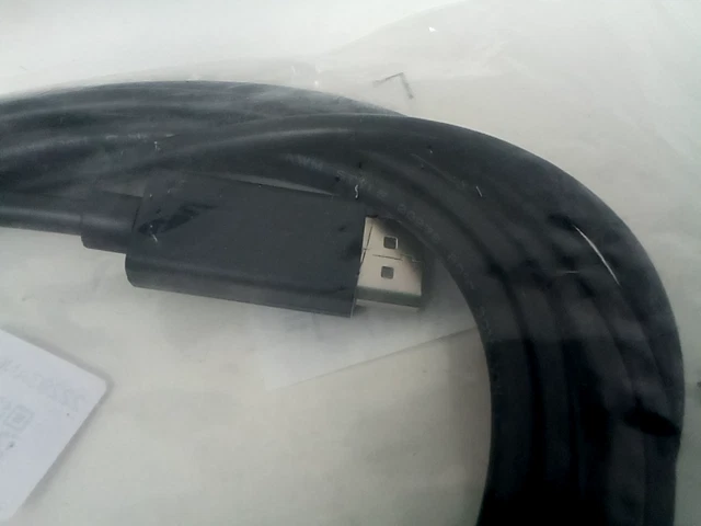 C2G 10ft 8K DisplayPort Cable with Latches - M/M - DisplayPort for Notebook, Mon - Image 2 of 4