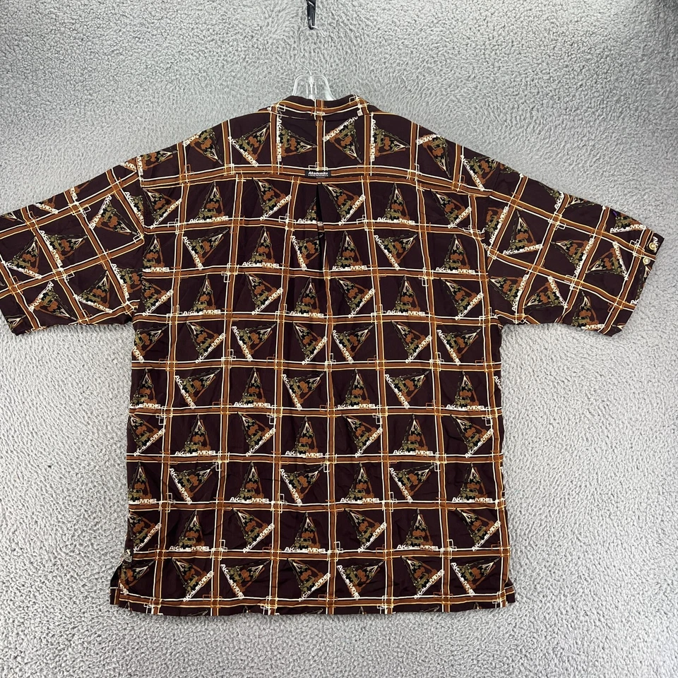 Camisa Akademiks Para Hombres 2XL Marrón Abotonada Hip Hop Y2K Años 90 Rap Informal Campamento AOP Foto 2 de 4