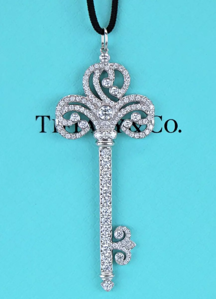 $10500 Tiffany Co Keys 2.25" Platinum Diamond Enchant Heart