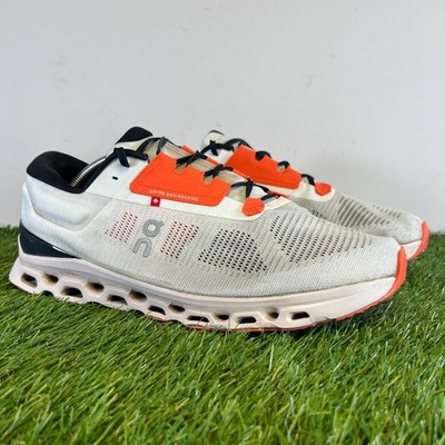 On Trainers Größe 10,5 Herren weiß Cloudstratus 3 Sport Performance Laufschuhe