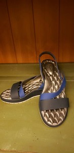 lifestride soft system sandals