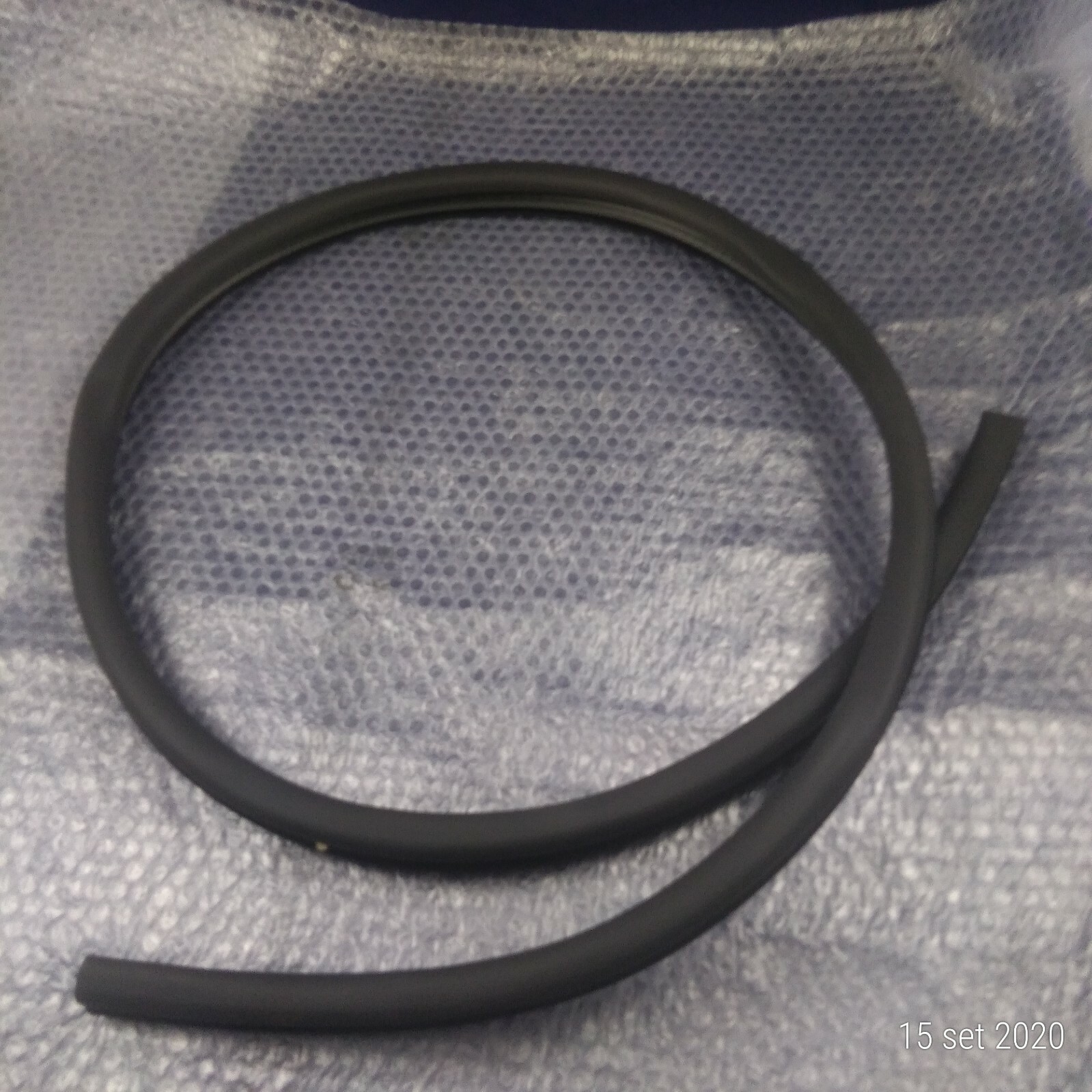Front Left Door Frame Gasket for Mercedes W209 A2036971151 9B00