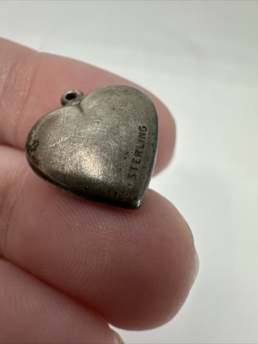 Vintage Sterling Silver Heart Charm 3 Flowers And Beaded Edge - Bild 5 von 9