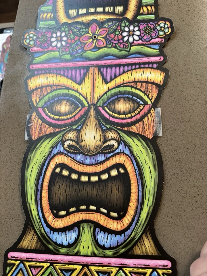 2003 Beistle Co. Jointed Tiki Totum Pole X 2 With 6 Unbranded Tiki Masks - Image 4 of 4