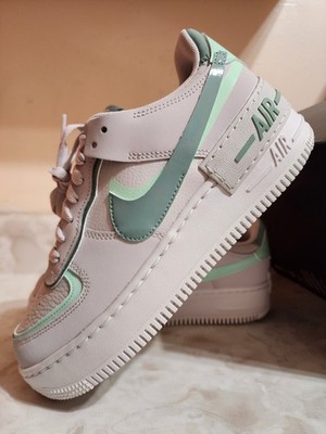 Women 新品　NIKE af1 MID GS 24.5cm