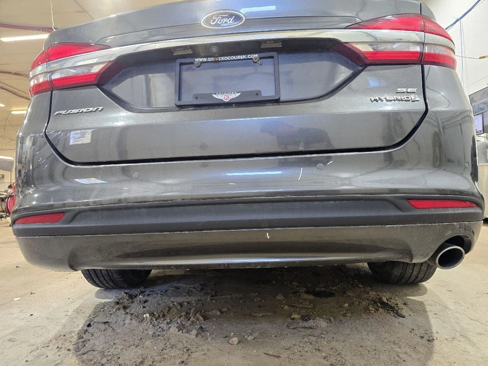 Rear Bumper With Park Assist 1 Exhaust Cutout Fits 13-18 FUSION 619739 Foto 3 de 4