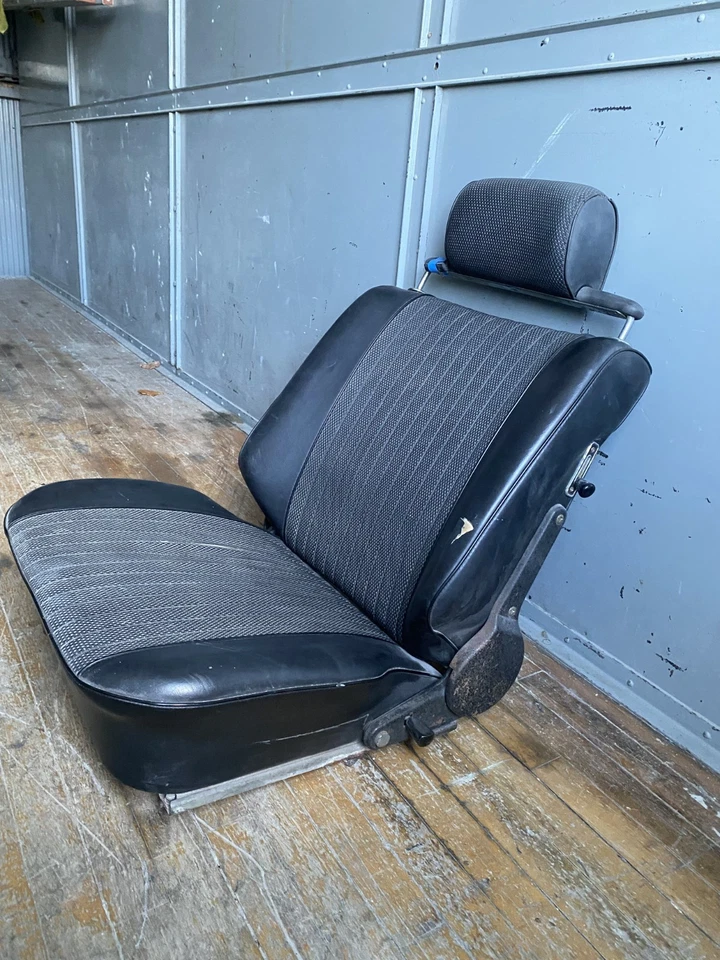 Asiento de conductor de cuero azul marino raro vintage con reposacabezas BMW 2002ti 2002tii E10 Foto 4 de 4