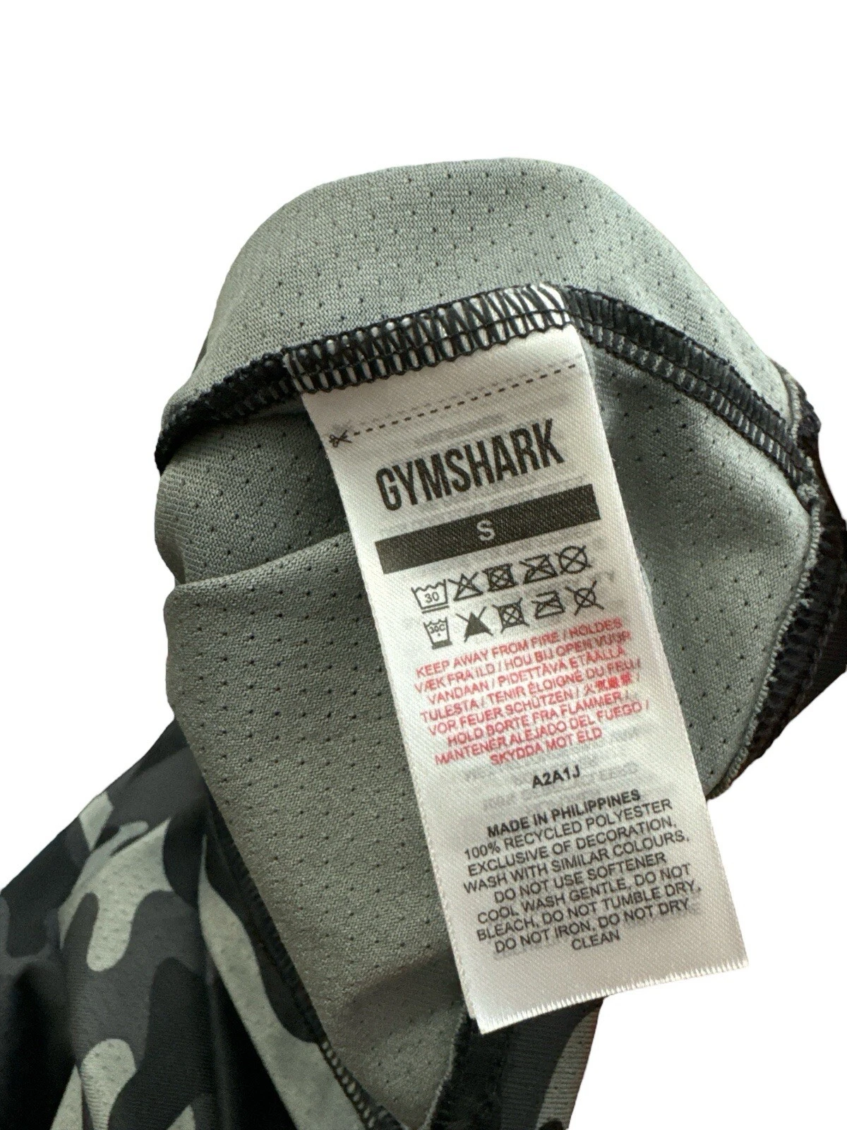 gymshark camo arrival performance stretch shirt