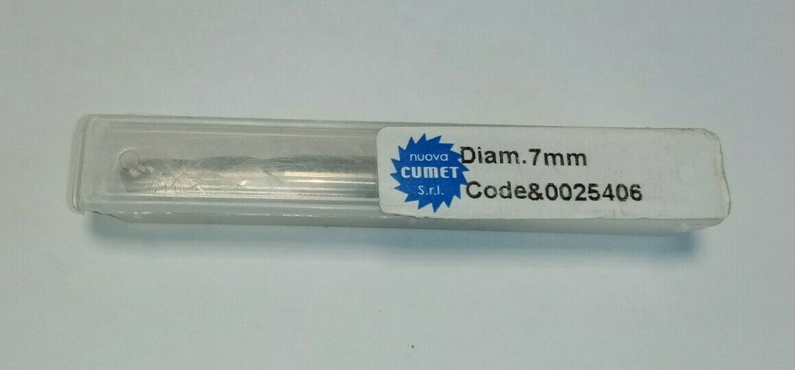 Fraise carbure Nuova Cumet à queue de 8mm avec tête sphérique 2 dents de 7mm