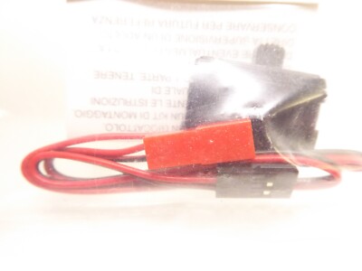 Pièces Kyosho 1/10 Vauxhall Astra – Châssis + Réservoir – Occasion Comme Neuf