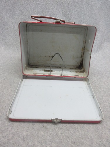 1955 DAVY CROCKETT Disneyland Frontierland LUNCHBOX Condition #7.5 No kids names - Picture 4 of 7