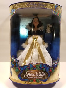holiday princess snow white